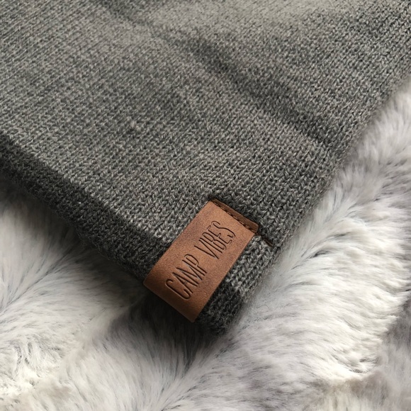 Poler Zilla Pom Beanie Cyclops Eye Jacquard Knit - Picture 4 of 7